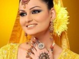 Pakistani bridal Mehndi dresses 2026 pictures for girls